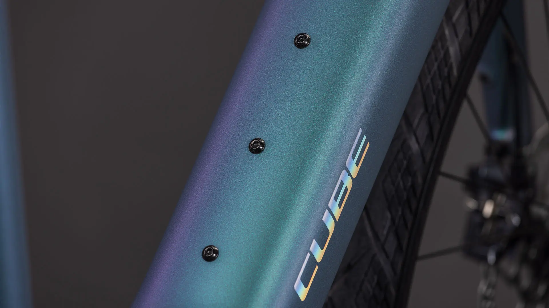 E-City & Touring thumbnail 5